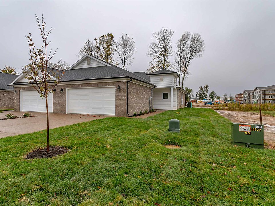 1st image of 8585 Pebble Creek Dr