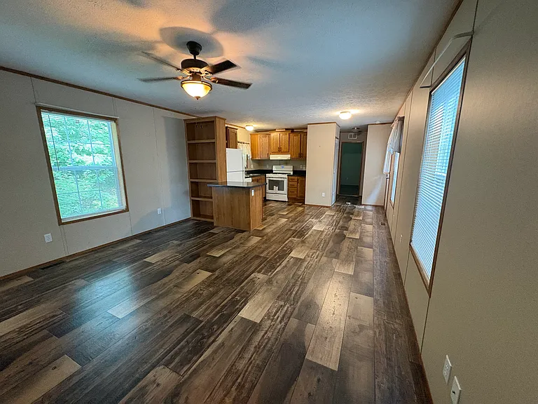 75 Mansfield Dr — Photo 11