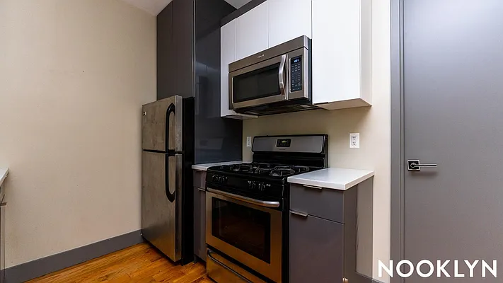 Rented by Nooklyn NYC LLC | media 12