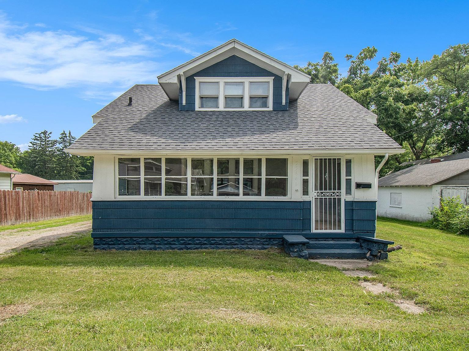 55646 Grandview Ave, South Bend, IN 46628 MLS 202326213 Zillow