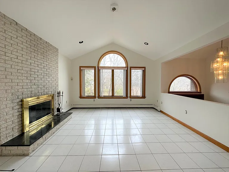 114-116 Grover Road Ext — Photo 15