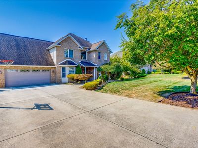 3 Colonial Cir, Irwin, PA, 15642