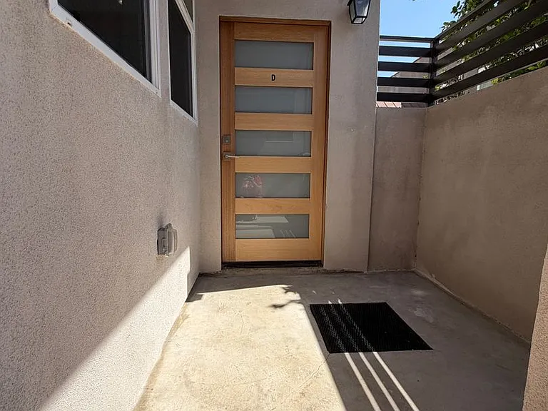 1045 Sonora Ave — Photo 3
