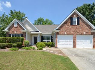 5640 Kennemore Dr, Alpharetta, GA 30004