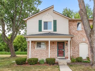 1909 Jan Cir, Canton, MI 48187