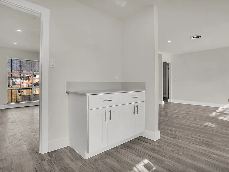 1246 Brookmere Dr — Photo 13