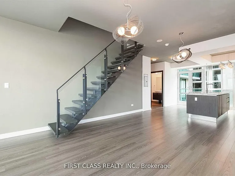 220 George St #907 — Photo 9