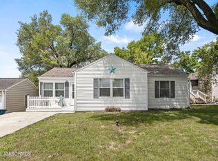 1830 Green Berry Rd, Jefferson City, MO 65101