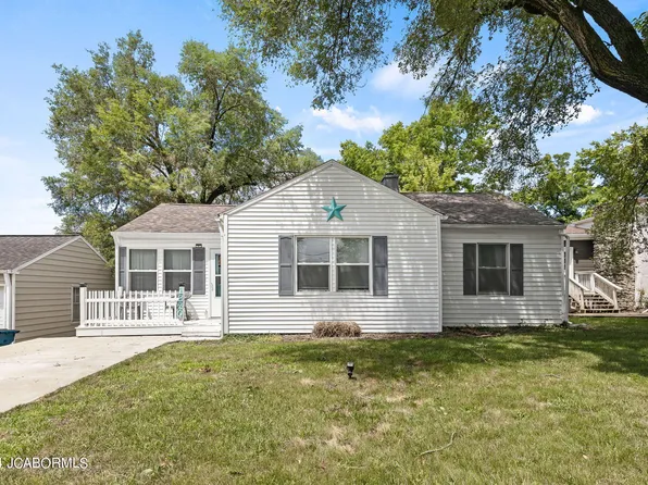 1830 Green Berry Rd, Jefferson City, MO 65101