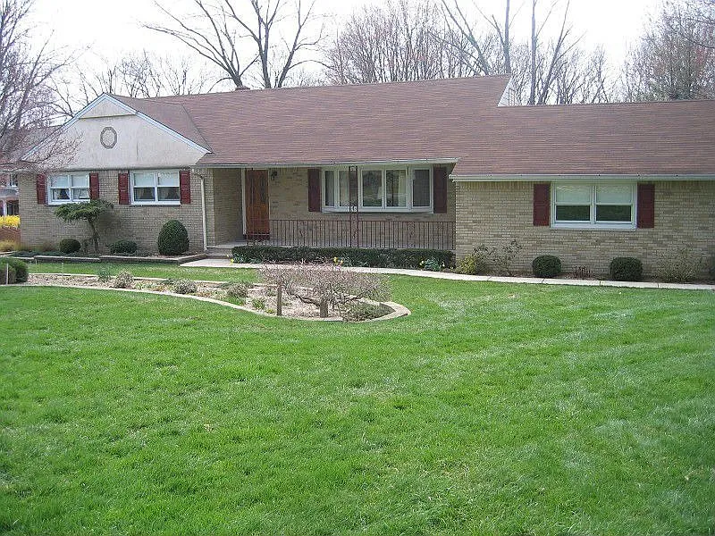 62 Glenwood Dr photo 1