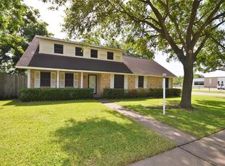 2225 Cherry Ln, Pasadena, TX 77502