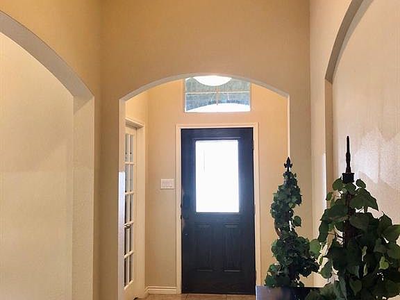 2nd image of 9212 Hunters Ct