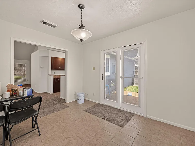 2714 S Brompton Dr — Photo 12