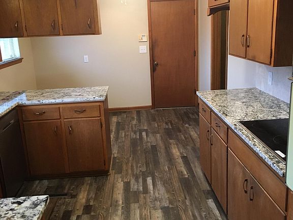 Kitchen with eating area