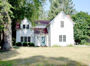 3508 Harding Rd, Jackson, MI 49203