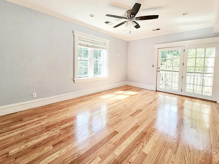 127 Nonantum St #3 — Photo 11
