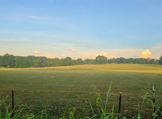 146 Country Oak Rd, Chesnee, SC 29323