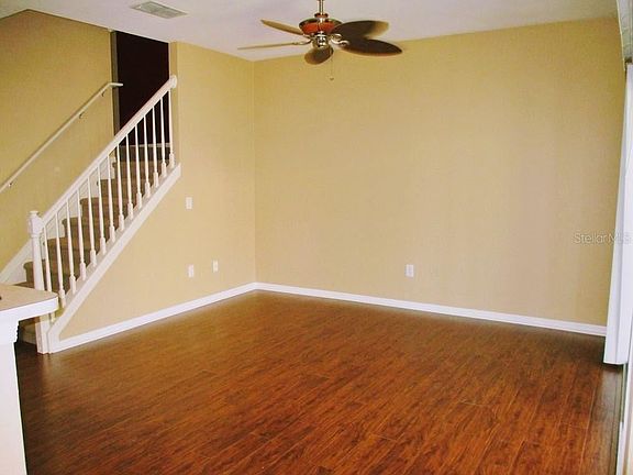 5th image of 2532 Grand Central Pkwy APT 19