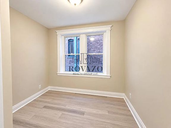5th image of 88 Pulaski St APT 2