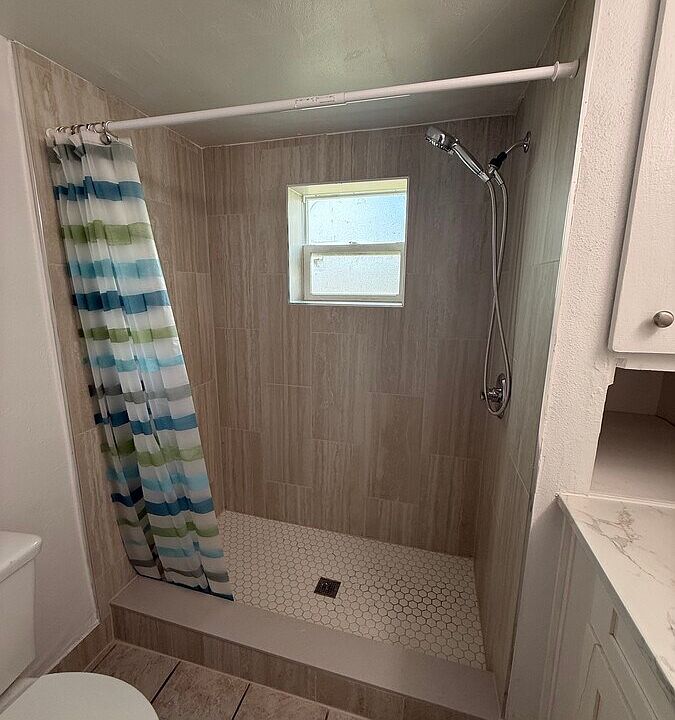 2nd image of 1131 5th St SW APT 4