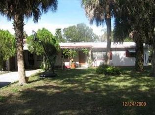 2200 Edwards Rd, Fort Pierce, FL 34982