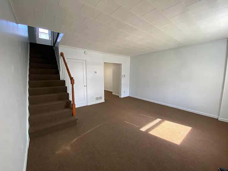 2167 Graythorn Rd — Photo 9