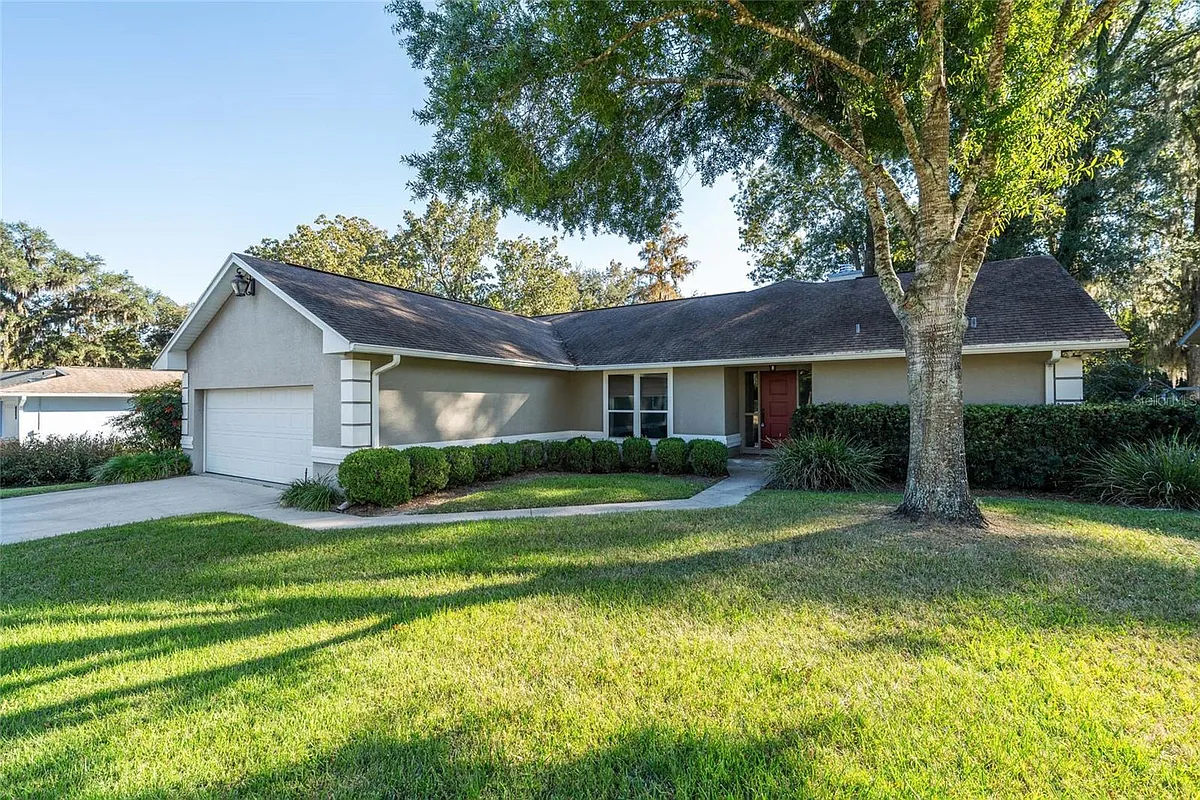 Building Photo - 8120 NW 48th Ln