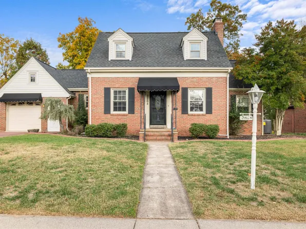 2864 Roseneath Rd, Huntington, WV 25705