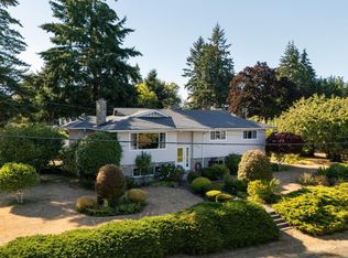 6224 Robin Way, Central Saanich, BC V8Z5X8