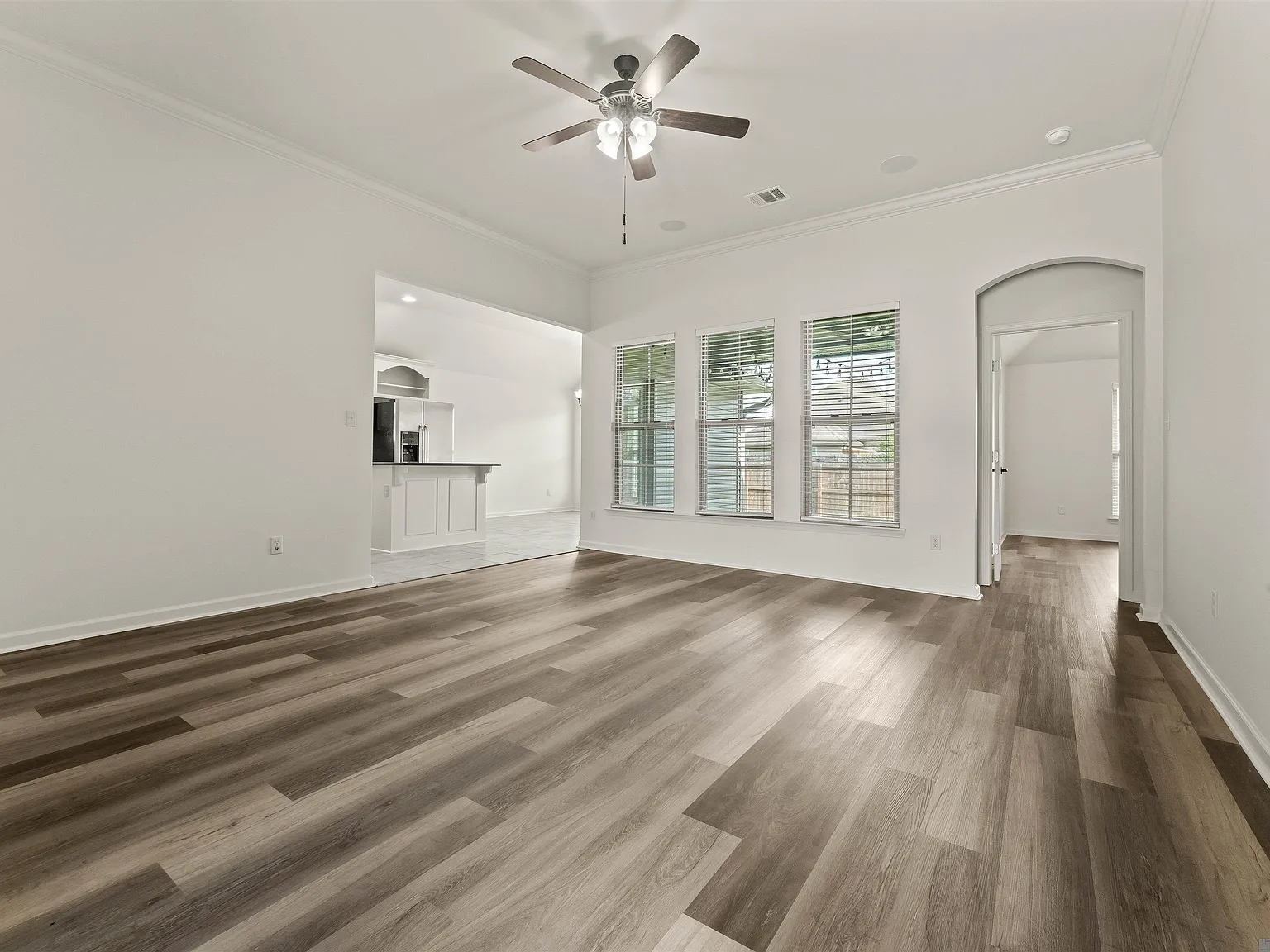 3 bed, 1495 sqft, $1,795 — Photo 3