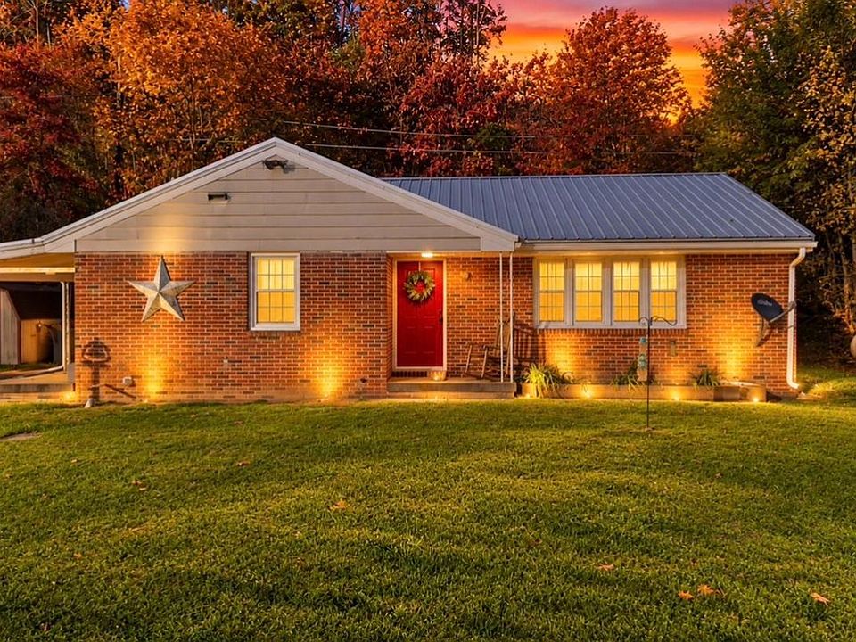 1st image of 15 Barnett Ln #Mc