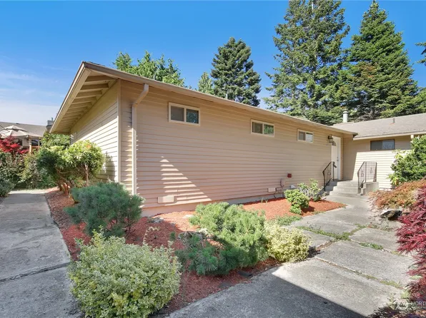 24918 11th Avenue S, Des Moines, WA 98198