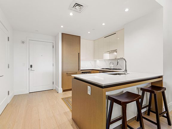 2nd image of 380 Harrison Ave Unit 1126