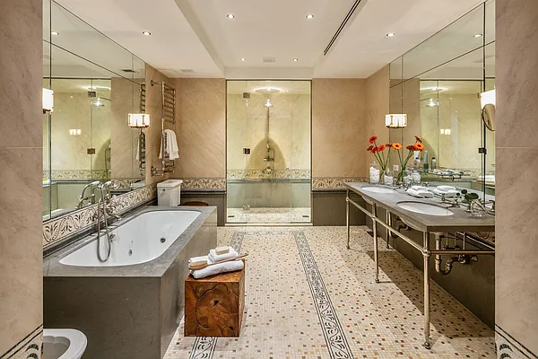 Rented by Compass | media 45