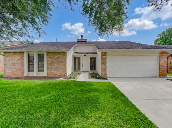 3046 Wagon Trail Dr