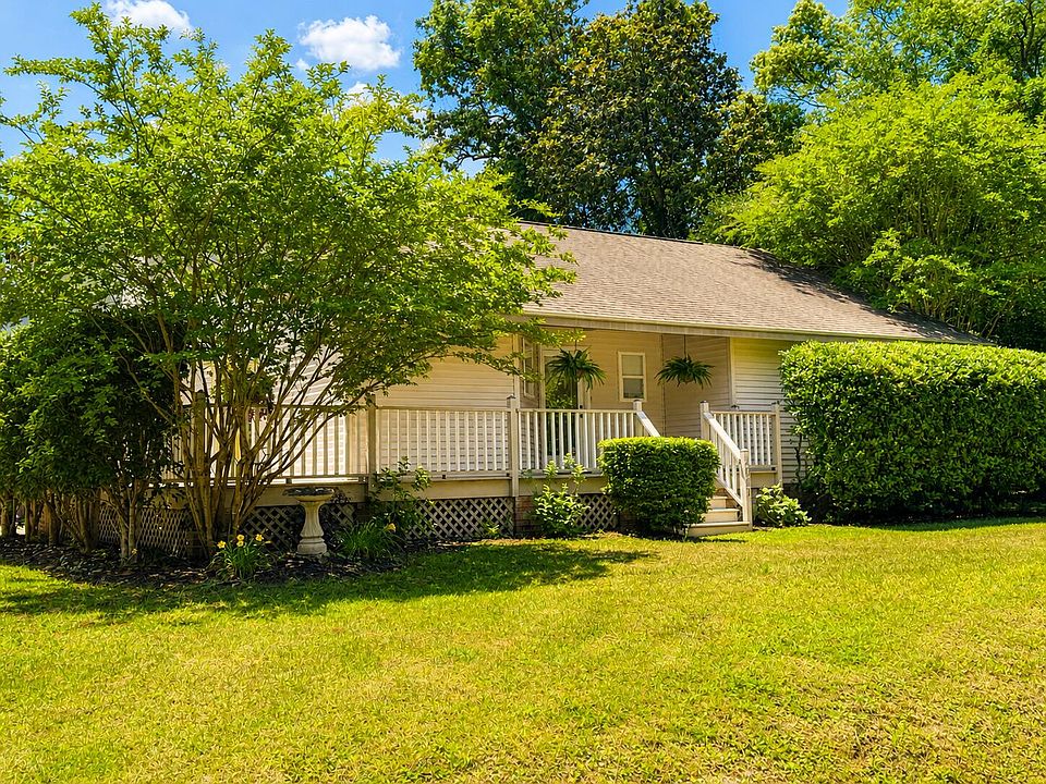 1st image of 2041 Woodland Shores Rd