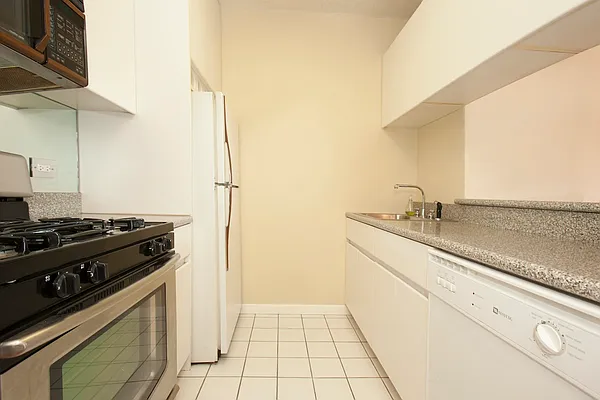 Rented by Pleasant Properties Real Estate LLC | media 29