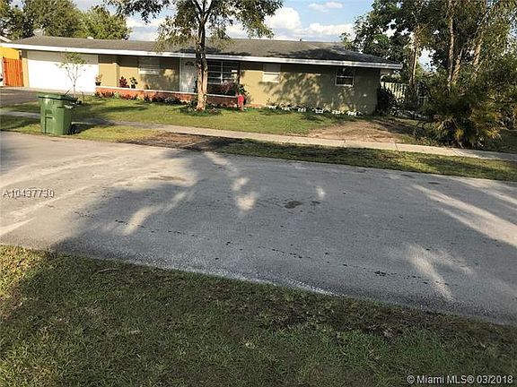 4th image of 1661 NW 13th Ave