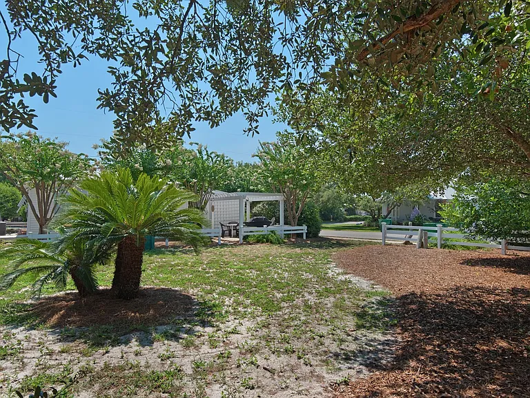 82 Cobia St — Photo 34