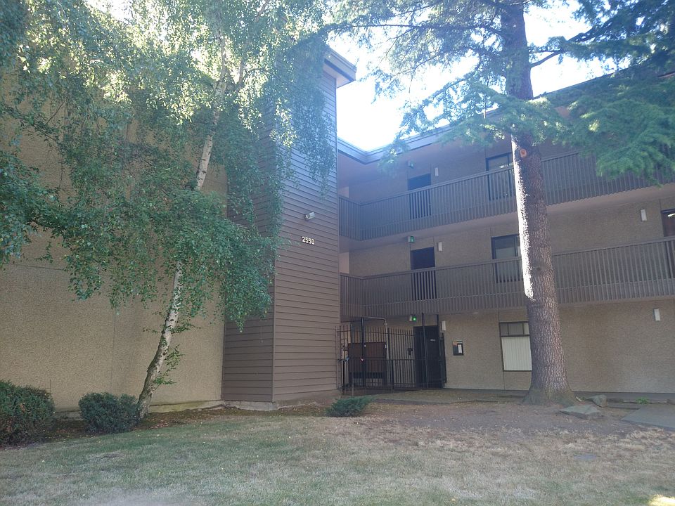 2nd image of 2550 Thorndyke Ave W APT 202