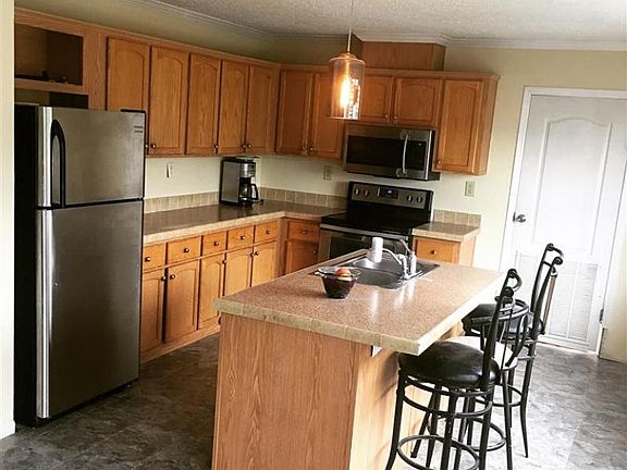 3rd image of 1734 Hermitage Ct