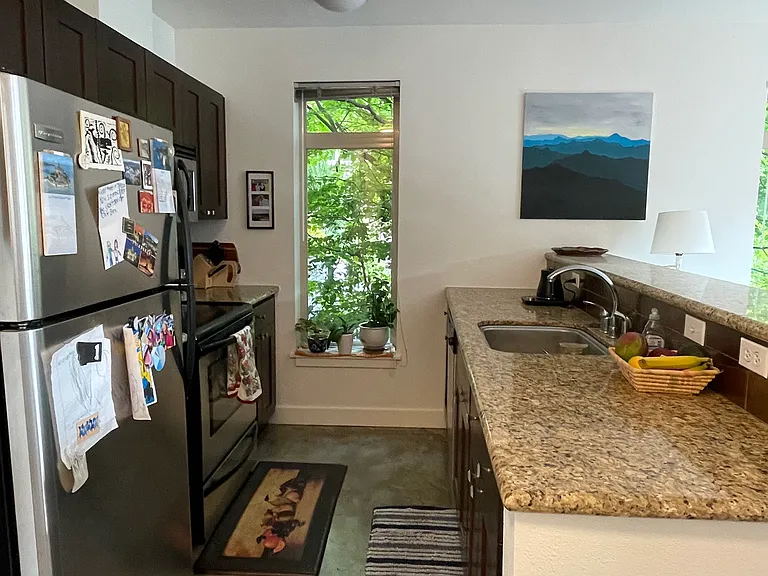 1610 Belmont Ave #210 — Photo 6