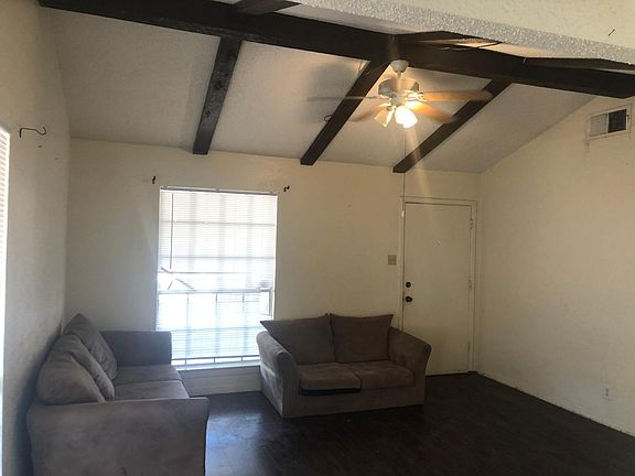4th image of 5718 Bienville Dr