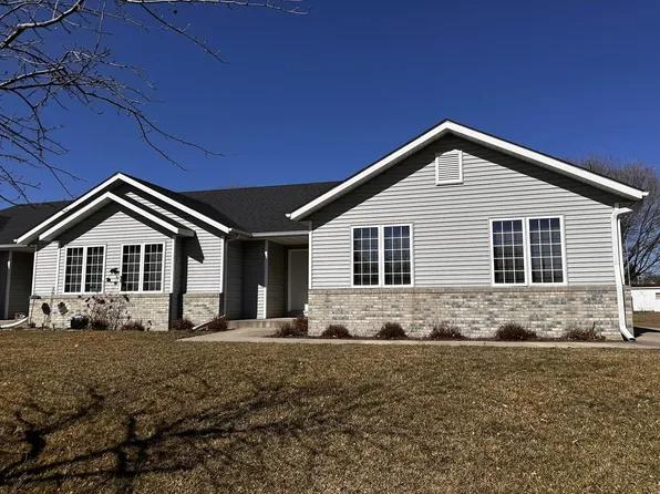 411 4th St SW, Medford, MN 55049