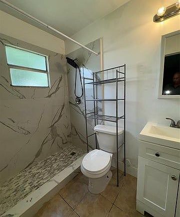 4th image of 1132 NW 4th Ave #1