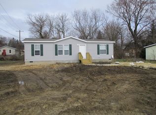322 Walter St, Fennville, MI 49408