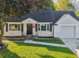 20318 Ellis St, Roseville, MI 48066