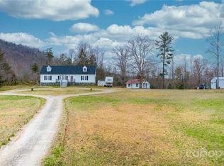 6902 Huffman Hill Rd, Connelly Springs, NC 28612