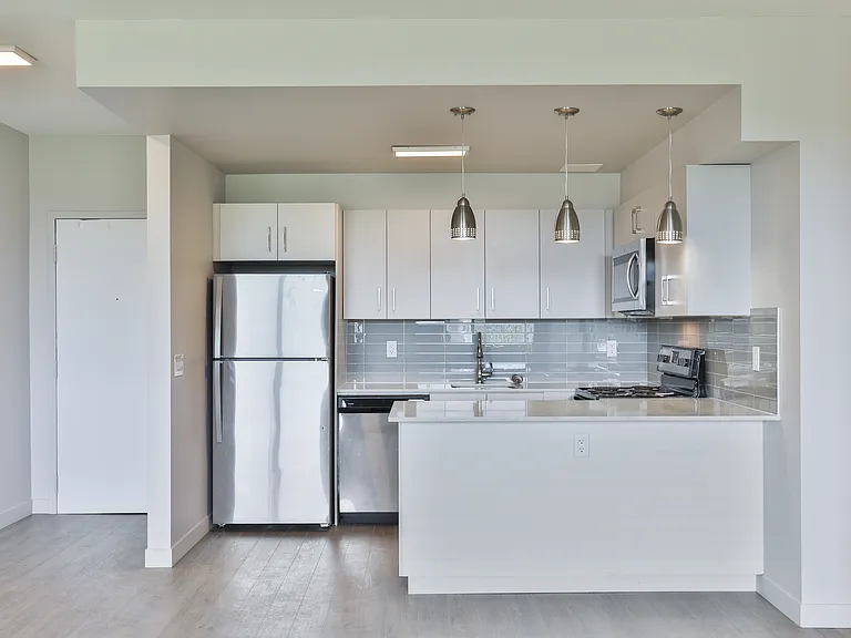 160 Chalkfarm Dr — Photo 3