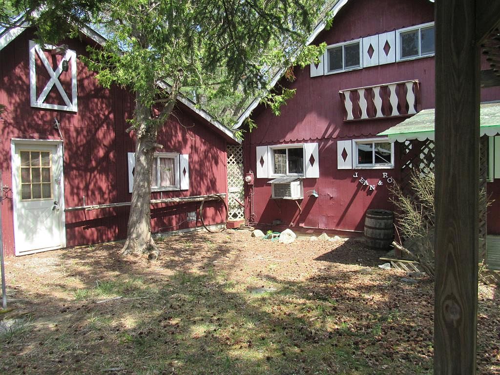 158 Fisk Rd, Moriah, NY 12960 Zillow